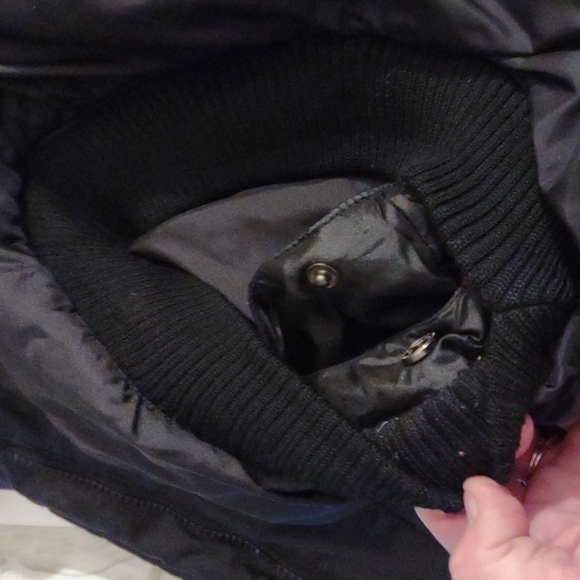 Eitie Paris black puffer/ ski jacket with snap off sleeves size 6 - Picture 9 of 16